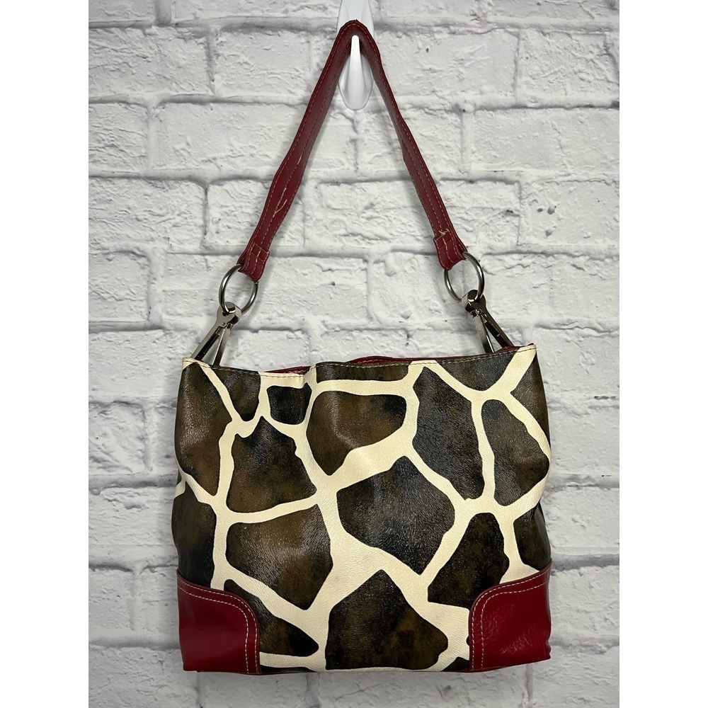 Bueno giraffe print shoulder bag.